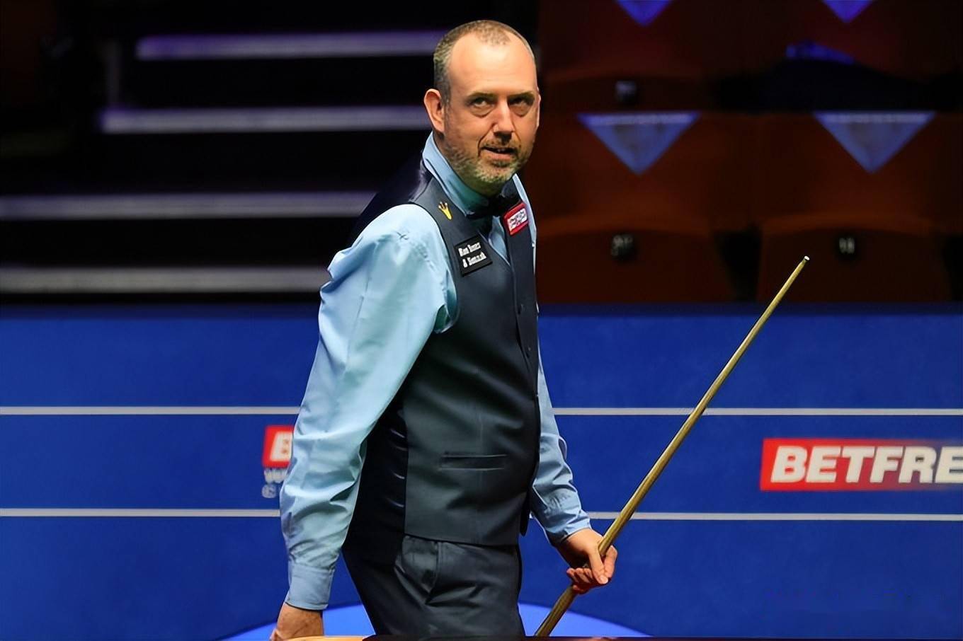 和球迷讨论 和球迷讨论