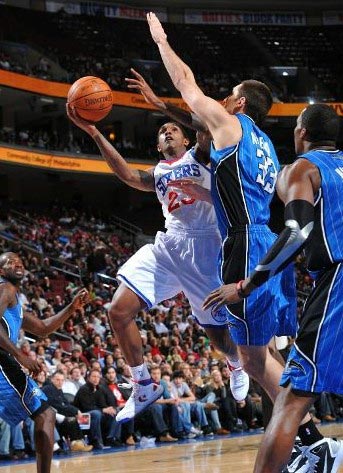 顺墙而为 顺墙而为