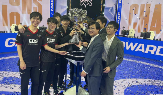 三振模型的 三振模型的